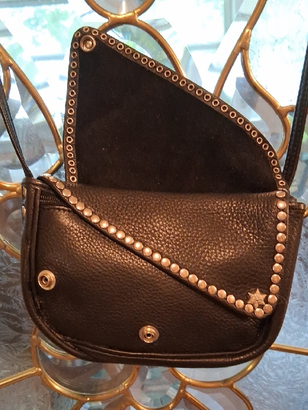 Vintage Black Studded Crossbody Bag - Picture 4 of 6